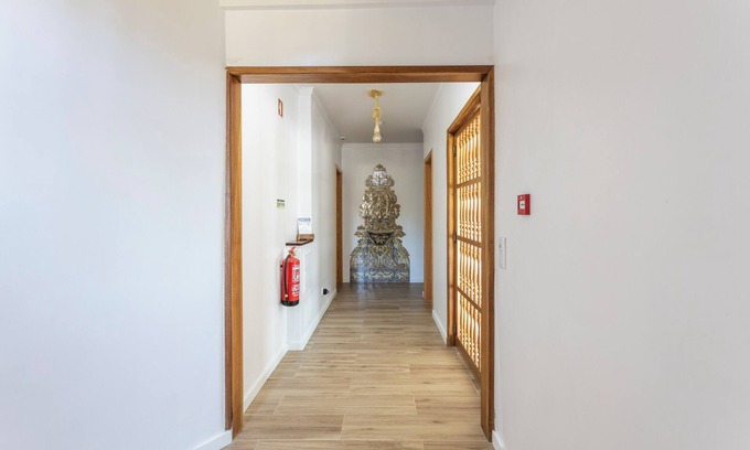 Castelo Apartamento | Room with private bathroom at Casa das Vinhas in Sesimbra