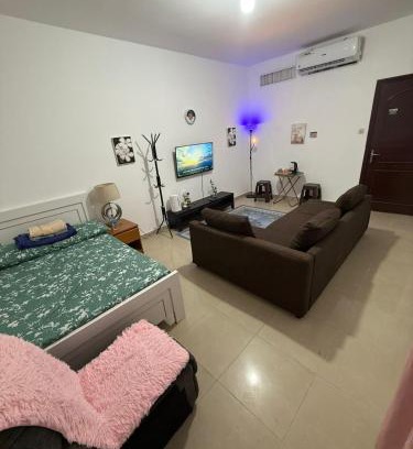 Madinat Zayed Casa | Room with toilet and tv for couple