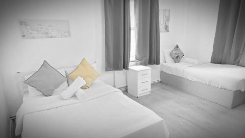 Weavers Casa | Rooms Near Liverpool Street