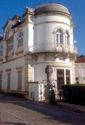 Luso Casa | Rosa Biscoito Suites