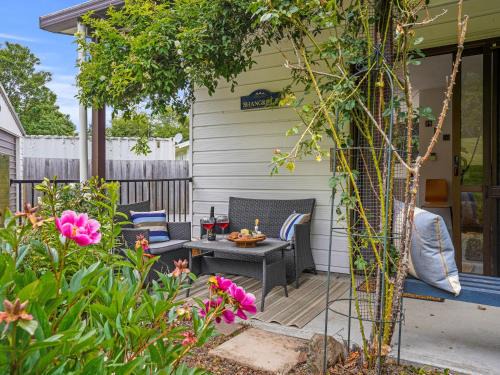 Lake Coleridge Casa | Rose Cottage - Lake Coleridge Holiday Home