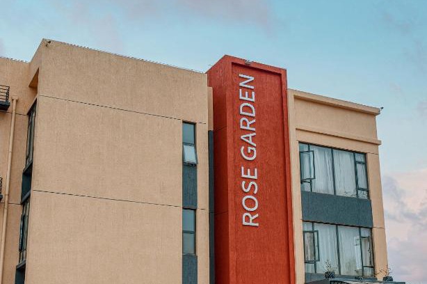 Remera Apartamento | Rose Garden Private Apartment By LINK
