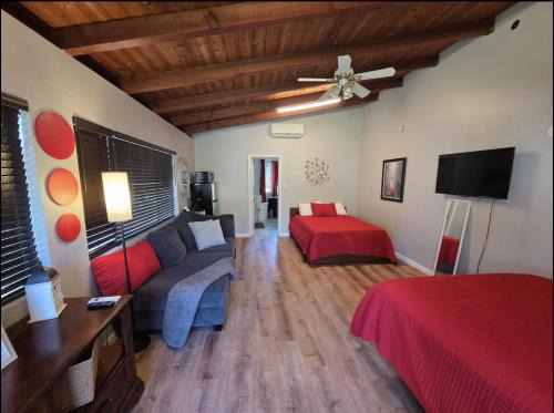Allied Gardens Apartamento | Rose Guest Private Suite