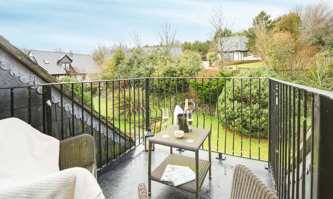 Burlawn Cabaña | Rosemary Cottage sleeps 6 dogs