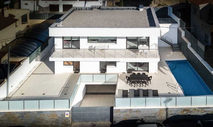 Centro de Roses Villa | ROSAS Centro . 300 Mtr de la playa y del centro. Magnífica villa con piscina