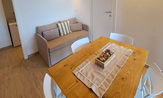 Cologna Spiaggia Apartamento | Roseto Apartments Trilo 1 by Interhome