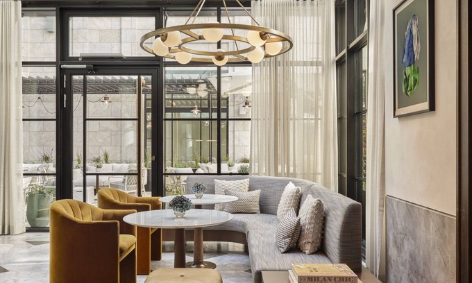 Kreuzviertel Hotel | Rosewood Munich