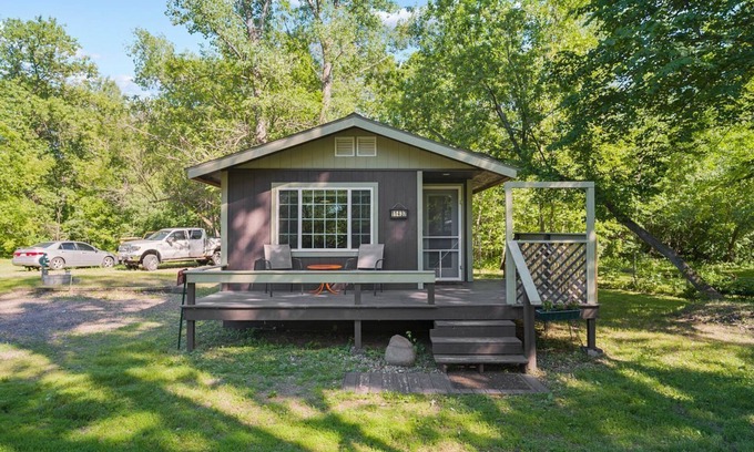 Luck Cabina | Round Lake Hideaway