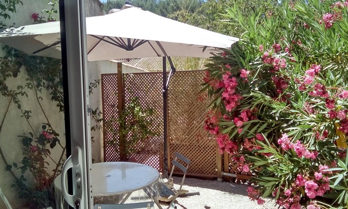 Rousset Villa | Rousset 15 KM D AIX EN PROVENCE ESTUDIO EN VILLA