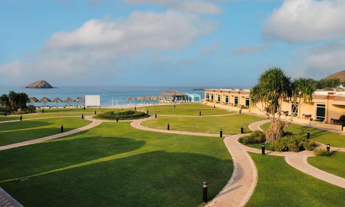 Al Kubus Complejo | Royal Beach Hotel & Resort
