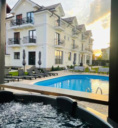 Rasnov Casa | Royal Boutique