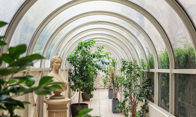 Faubourg-du-Roule Hotel | Royal Garden Champs-Elysées