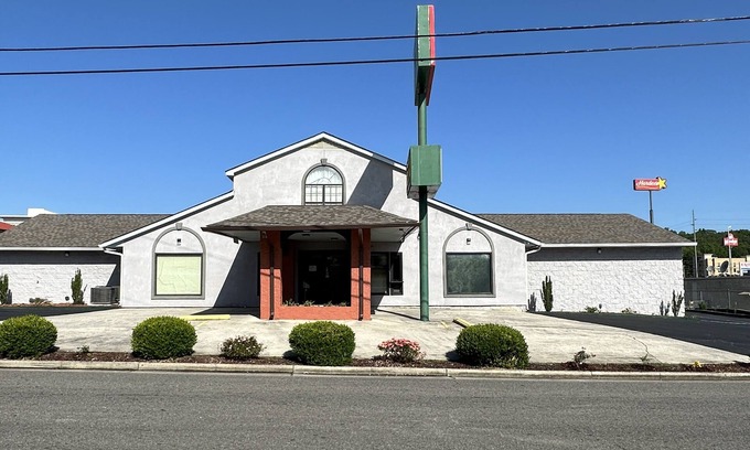 Cleveland Hotel | Royal Inn