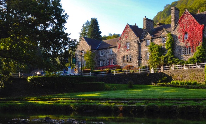 Gwynedd- Snowdonia Hotel | Royal Oak Hotel