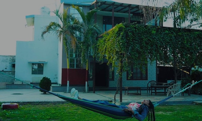 Unnao Otro | Royal Palm Villa