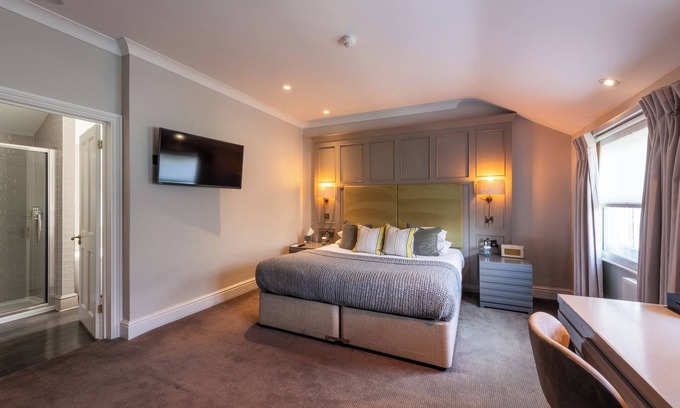 Royal Tunbridge Wells Hotel | Royal Wells Hotel