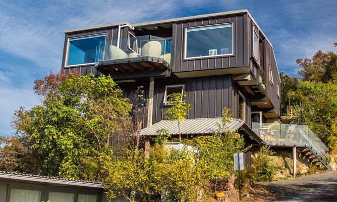 Ngaio Bay Casa | Roydons – Kaiteriteri Upstairs Holiday Unit