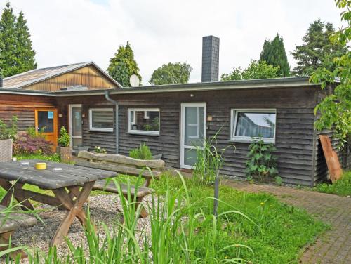 Franken Siedlung Apartamento | ruhig gelegene Fewo mit Terrasse nahe dem Strelasund