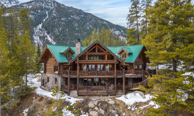 East Kootenay Apartamento | Rundlestone Ridge | 13-Person Hot Tub | Ski-In/Out