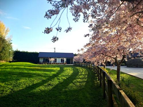 Tamahere Casa | Rural Eco Escape in Hamilton Getaway with EV