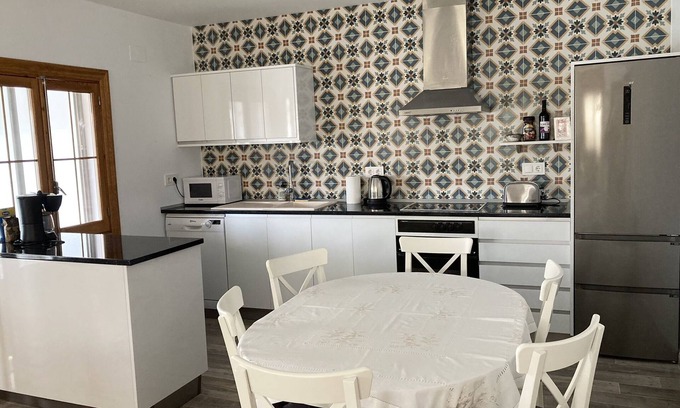 El Peral Apartamento | Rural Get-away Ideal for Outdoor Activities With Jacuzzi