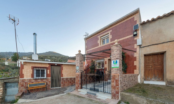 Macael Casa | Casa de vacaciones rural 'McCoy' con vistas a la montaña y aire acondicionado