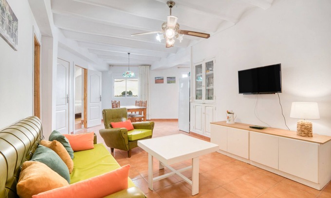 Quesa Casa | Casa rural 'Casa Rural San Antón' con vistas a la montaña y aire acondicionado