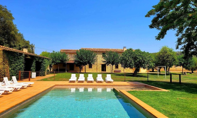 Queixas Casa | Masía restaurada con piscina privada-28 pax
