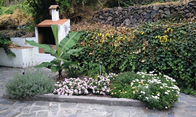 Hermigua Cabaña | Casa rural, rodeada de plataneras