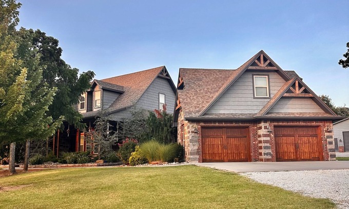 Cleveland County Casa | Rural Luxury Home down a quiet Country Road