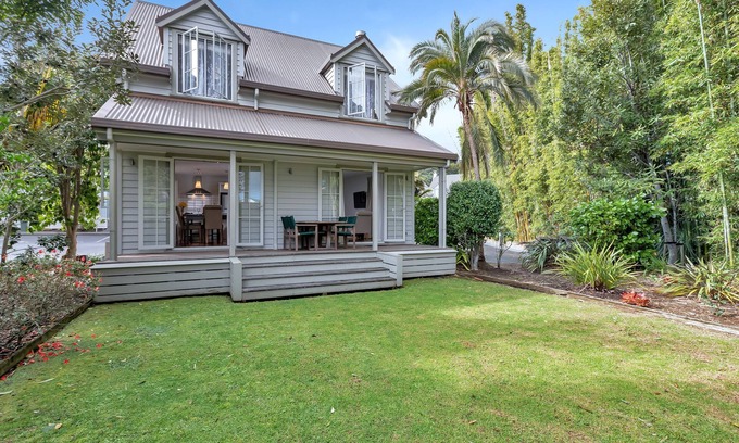 Russell Casa | Russell Cottages - Russell Holiday Home