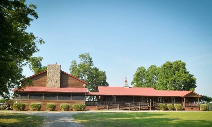 Floyd Dale Casa | 150 acres, capacidad para 50 personas: tiro al plato, pista de karts, piscina, tobogán, sala de juegos