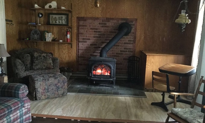 Mason Casa | Country Bliss & Horse Ranch! Casa de campo rústica con 9 camas, minutos de MSU!