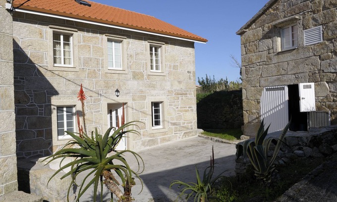 San Cibran Casa | Casa da Curra, Casa rústica con vistas al mar
