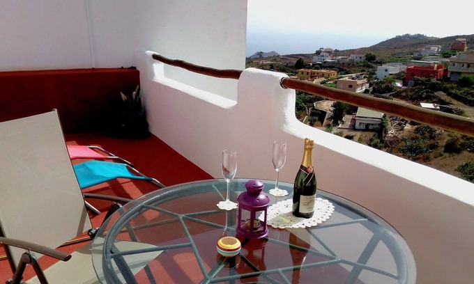 Valle de San Lorenzo Apartamento | Rustic housing in rural area, Duplex. South Zone. 3 rooms free WiFi.