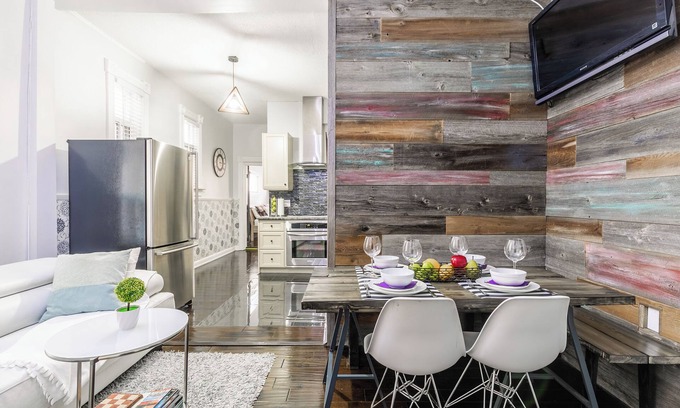 Parkdale Apartamento | Rústico moderno de 2 habitaciones, estilo exclusivo de diseño, suite privada en el centro de Toronto