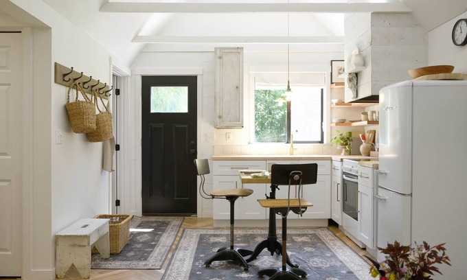 Troy Casa | Rustic Modern Cottage Retreat in the Heart of Troy
