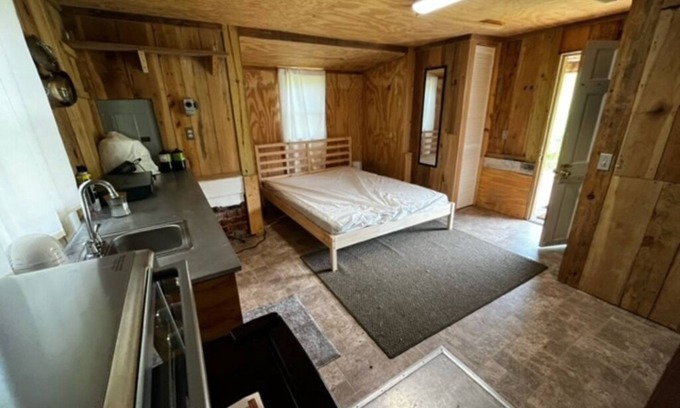 Eidson Cabina | Rustic Retreat