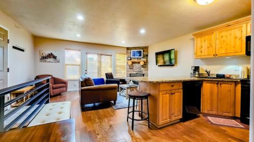 Eden Casa | Rustic Ridge with Gym and Game Room
