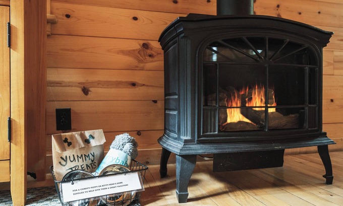 Mazama Cabina | Rustic Rural Studio Cabin