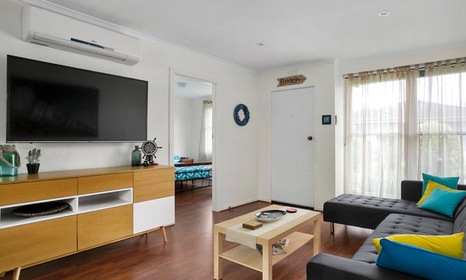 Rye Casa | Rye Beachfront Gem - Spacious Bayside unit