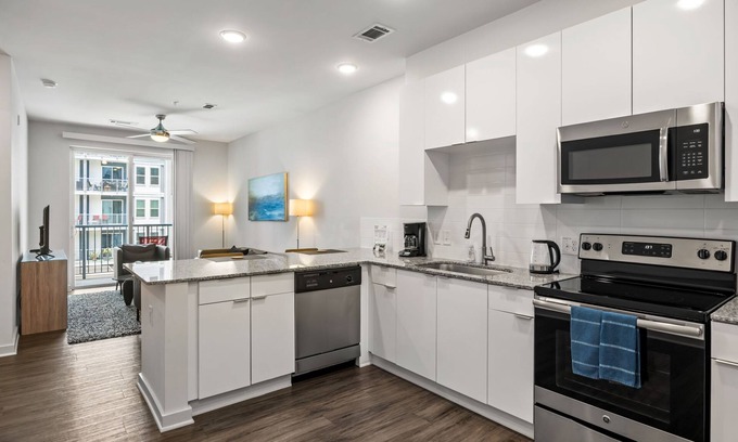 Midtown Apartamento | (S1BK) Affordable Hotel-Alternative Perfect for Long Term Stay near Whole Foods