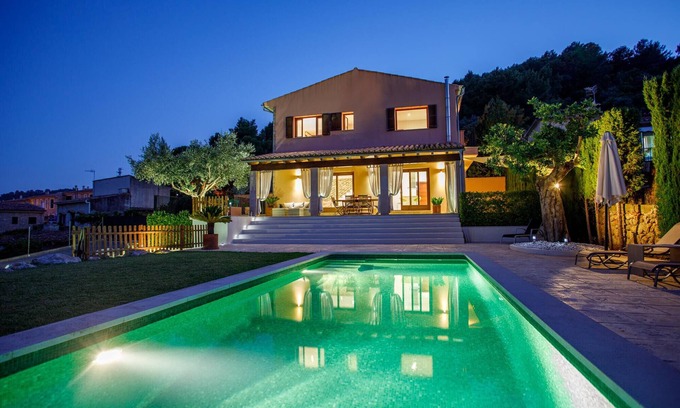 Mancor de la Vall Chalet De Esquí | Sa tanca de sa nina · Chalet en una zona única, vistas y piscina privada.