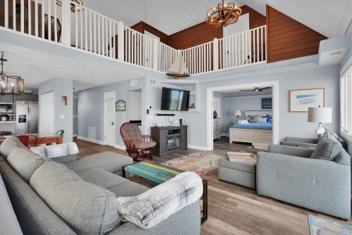 Vilano Beach Casa | SA101 Beachfront directly on the sand!