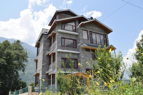 Manali Cama Y Desayuno | Saanjh - A serene retreat