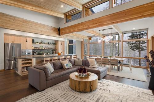 Telluride Casa | Saddle Horn Lane home