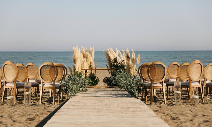 Mezetli Hotel | Sahil Martı Hotel