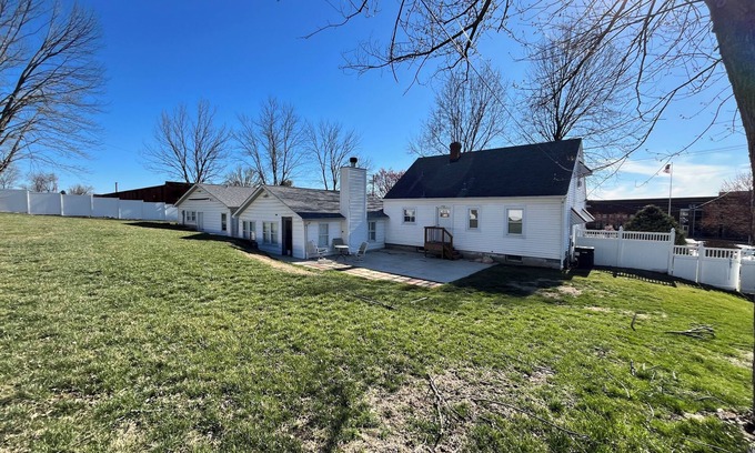 Weldon Spring Heights Casa | Saint Charles White House