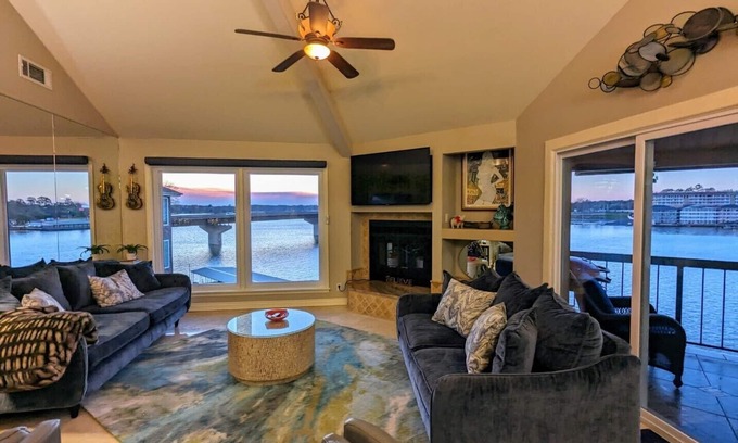 Lake Hamilton Condominio | Condo del lago Hamilton de Sally. 💎 Raro encontrar! Disfrute de su estancia en la comodidad ...