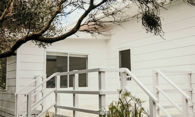 Port Fairy Cabaña | Salt Cottage - a cozy two bedroom home boasting all features perfect for your next Port Fairy trip